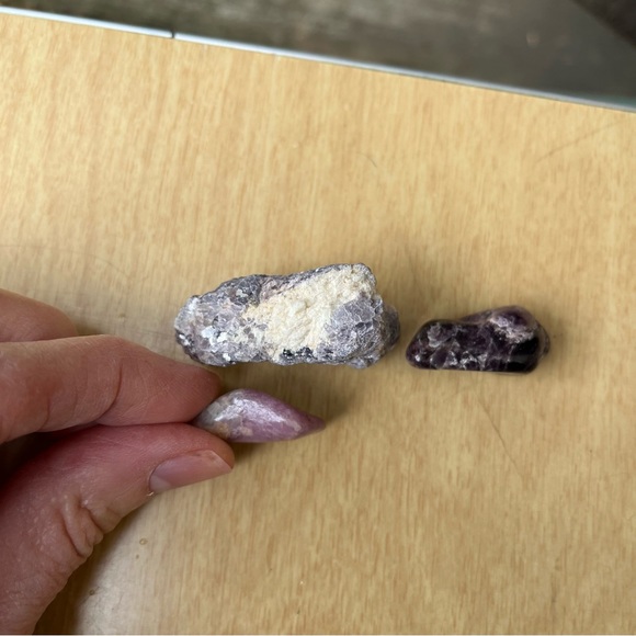 Lepidolite / Mica Crystal Set of 3 - Picture 6 of 14